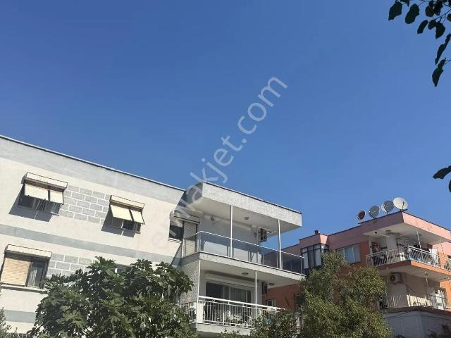 Bornova, İzmir içerisinde satılık mülk