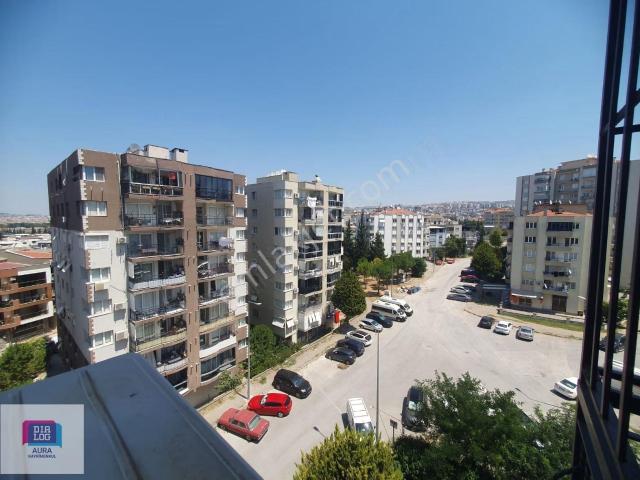 Buca, İzmir içerisinde satılık mülk