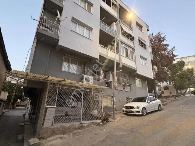 Buca, İzmir içerisinde satılık mülk