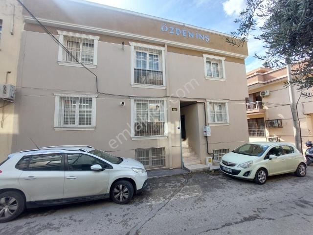 Atatürk Mahallesi, Buca içerisinde kiralık mülk