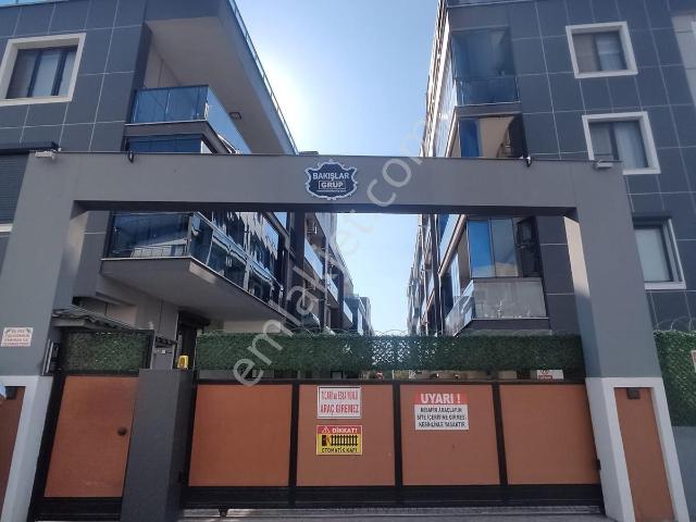 Akhisar, Manisa içerisinde satılık mülk