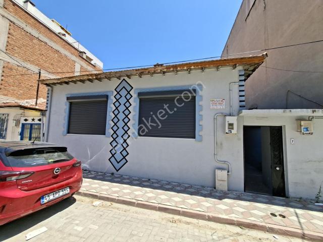 Akhisar, Manisa içerisinde satılık Villa