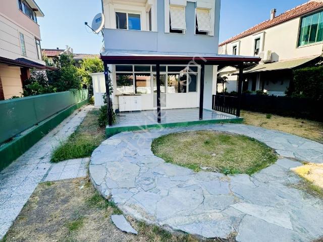 Urla, İzmir içerisinde kiralık Villa
