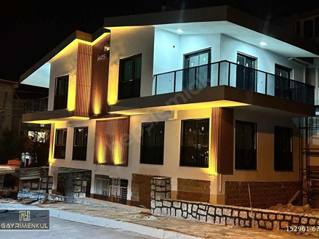 Bornova, İzmir içerisinde satılık Villa