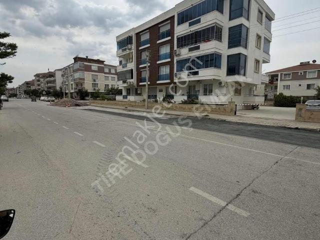 Tire, İzmir içerisinde satılık mülk
