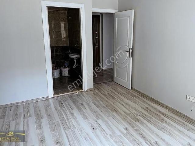 Çayirova, Kocaeli içerisinde satılık mülk