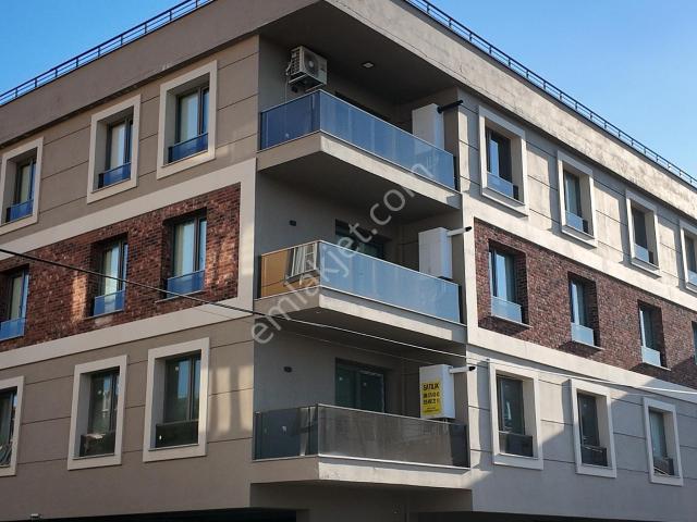 Akhisar, Manisa içerisinde satılık mülk