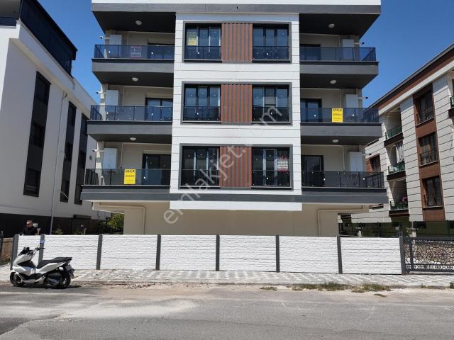 Akhisar, Manisa içerisinde satılık mülk