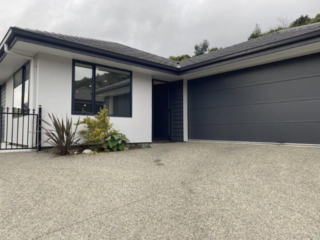 House for rent in Tasman