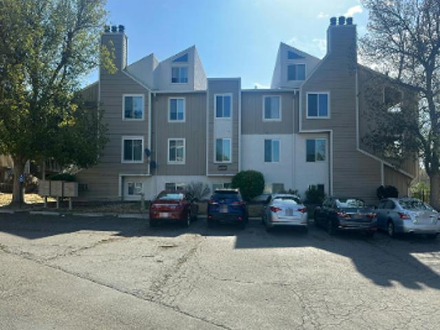 Condo for sale in Arapahoe, Colorado