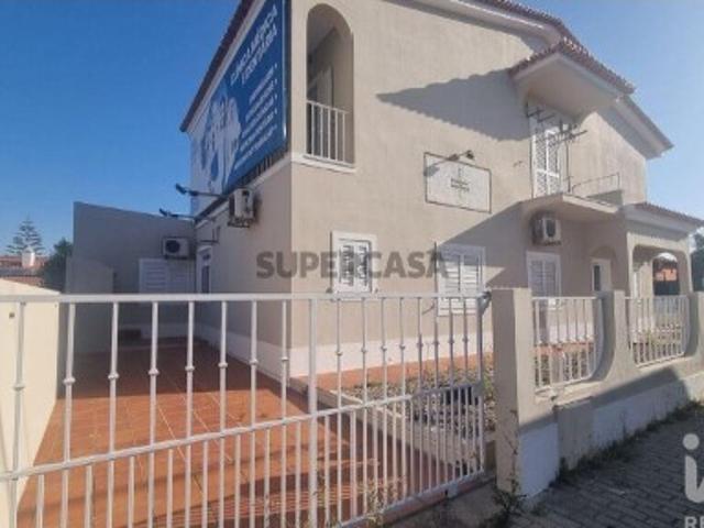 Casa venda em Azeitão (São Lourenço e São Simão), Setúbal