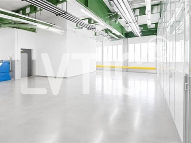Büro mieten in Penthalaz, Waadt