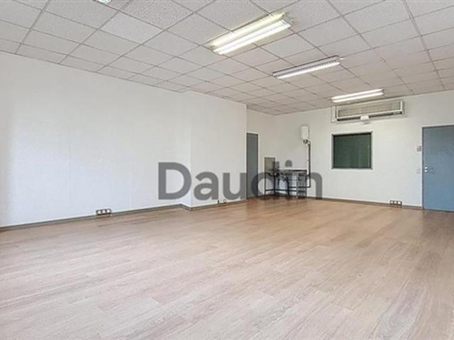Büro mieten in Meyrin