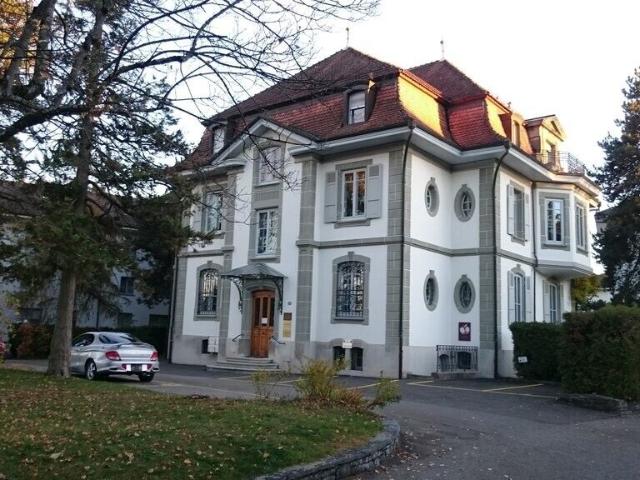 Atelier kaufen in Villars, Freiburg
