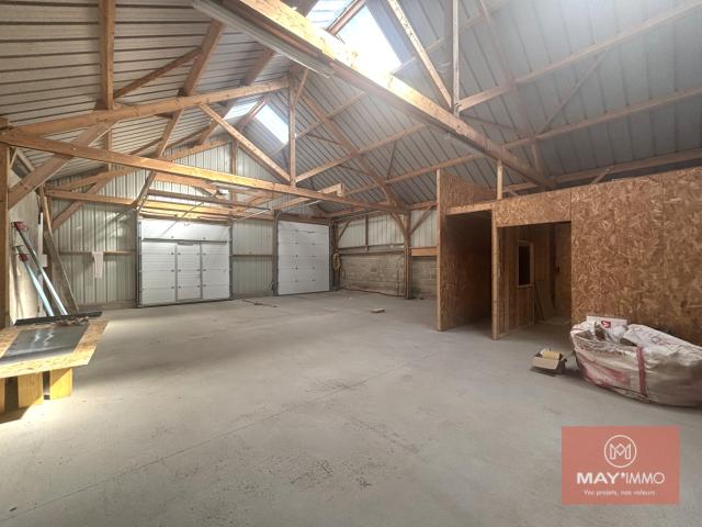 Garage vente à Château-Gontier, Cossé-le-vivien