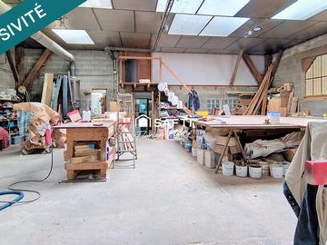 Local Commercial vente à Saint-Girons, Le Mas-d'azil
