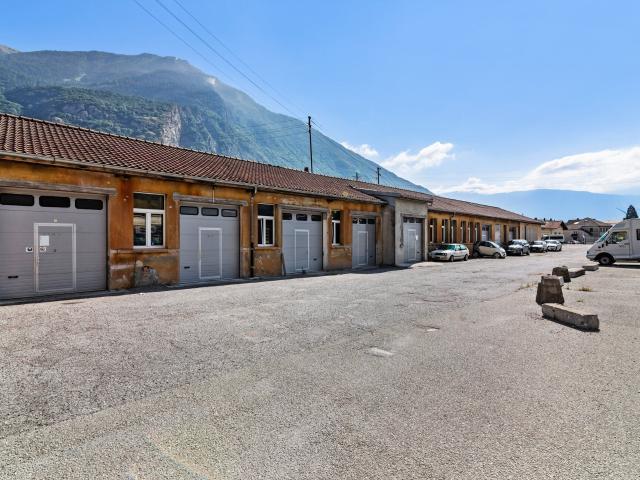 Atelier kaufen in Vernayaz, Wallis