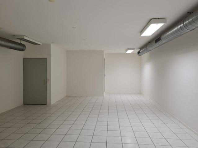 Atelier mieten in Einigen, Zürich