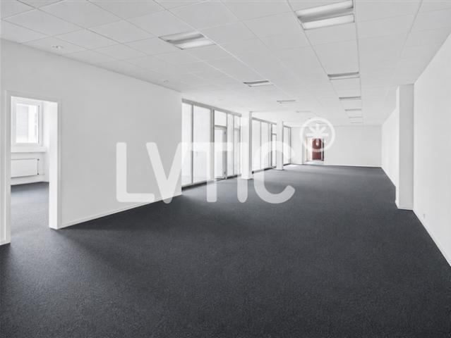 Büro mieten in Renens, Waadt