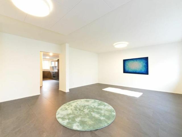 Apartment mieten in Einigen, Zürich
