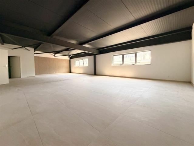 Büro kaufen in Saxon, Wallis