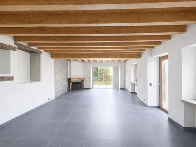 Zweifamilienhaus kaufen in Aire-la-Ville