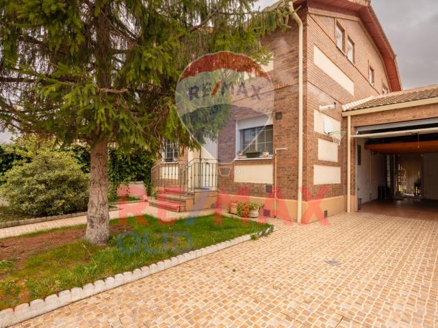 Casa en venta en Renedo De Esgueva, Castilla y León
