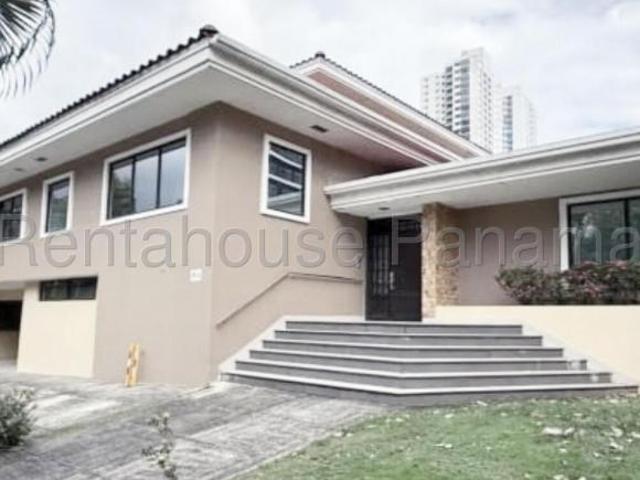 ATENCIÓN INVERSIONISTAS Y EMPRESARIOS CASA COMERCIAL EN VENTA – EL CARMEN