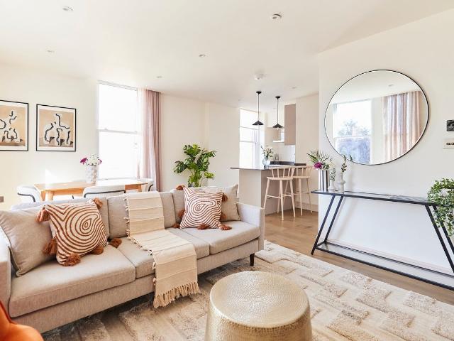 Apartment for rent in Earlsfield, Greater London