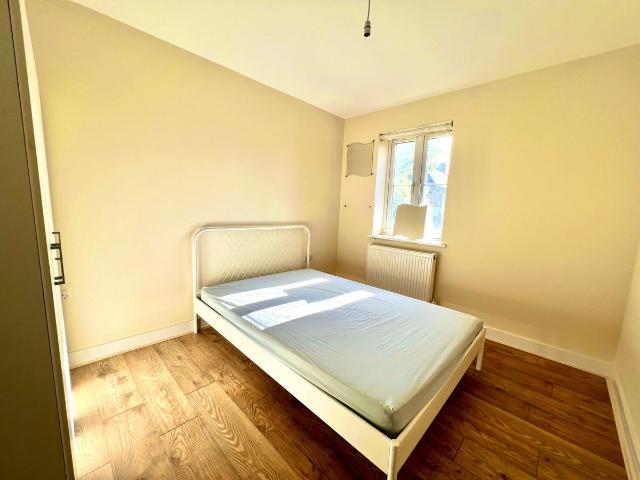 Room for rent in London Borough of Havering, Greater London