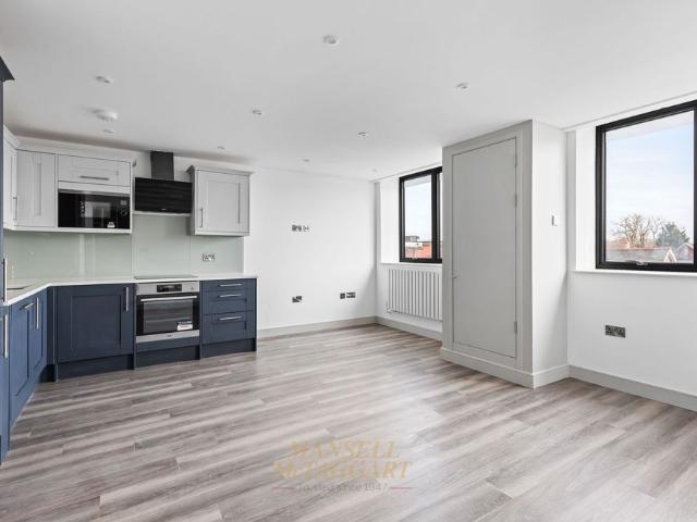 Apartment for rent in Red Hill, Surrey