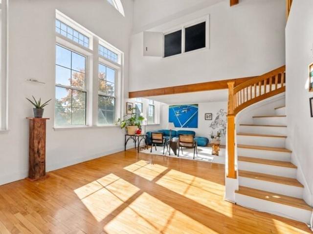 Condo for sale in Weymouth, Norfolk County