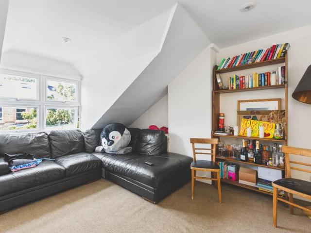 House for rent in Stockwell, Greater London