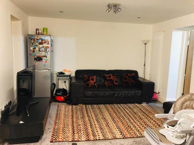 Apartment for rent in Maryland, Greater London
