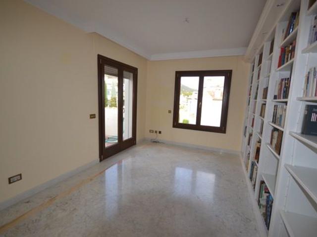 Apartamento en alquiler en Ojén
