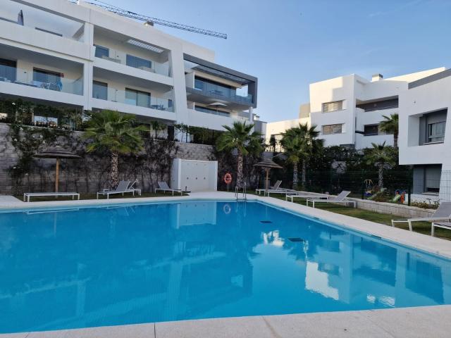Apartamento en alquiler en Estepona, Torrevigía - Las Joyas