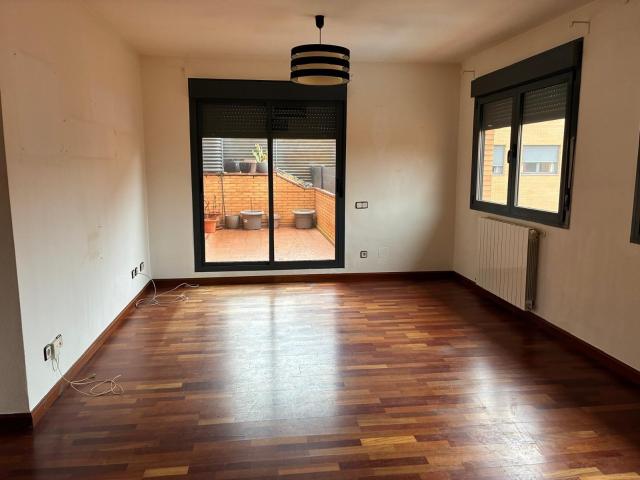 Ático en venta en Valdeluz, Yebes