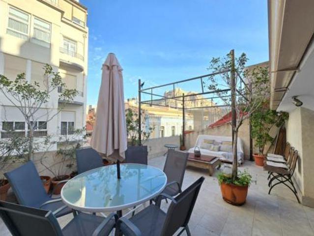 Ático en alquiler en Casco Antiguo - Santa Cruz - Ayuntamiento, l'Alacantí