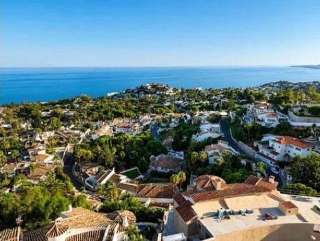 Ático en alquiler en La Perla-Torremuelle, Costa del Sol Occidental