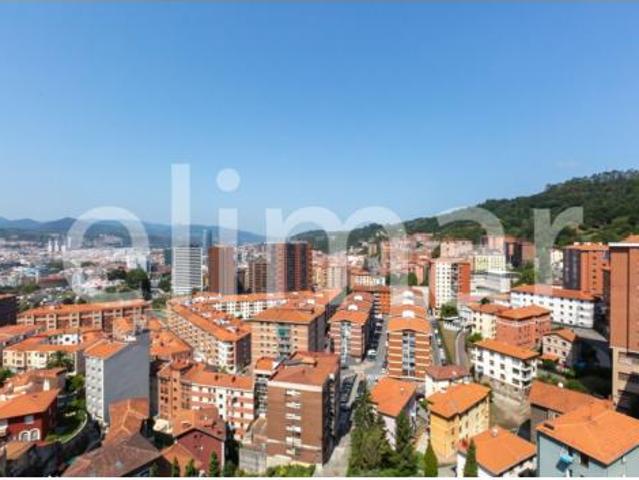 Ático en alquiler en Uribarri, Bilbao