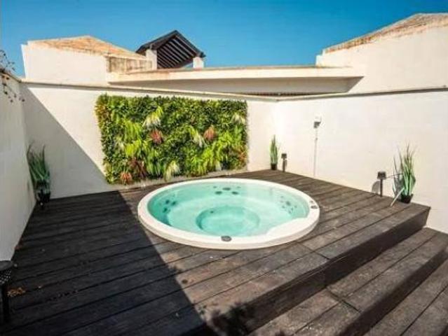 Ático en alquiler en La Perla de Bahía, Costa del Sol Occidental
