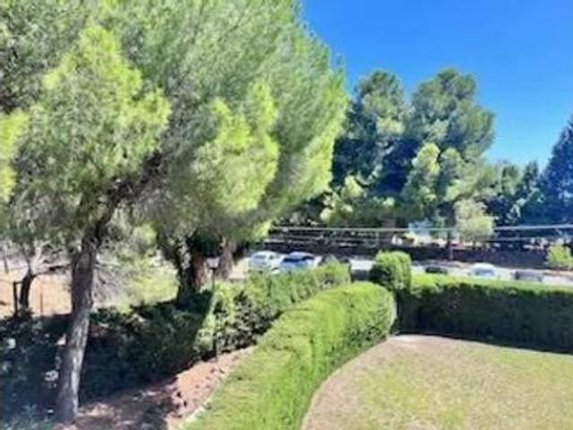 Ático en alquiler en Urbanización Puerto Estepona (Seghers), Costa del Sol Occidental