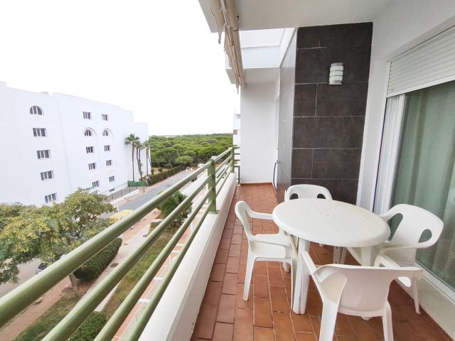 Piso en alquiler en Nuevo Portil, Costa Occidental