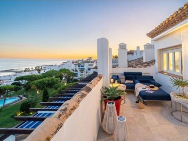 Ático en alquiler en Divina Pastora, Costa del Sol Occidental