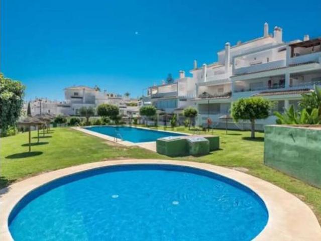 Ático en alquiler en Rio Real, Costa del Sol Occidental