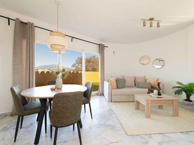Ático en venta en Barriada Islas Canarias, Costa del Sol Occidental