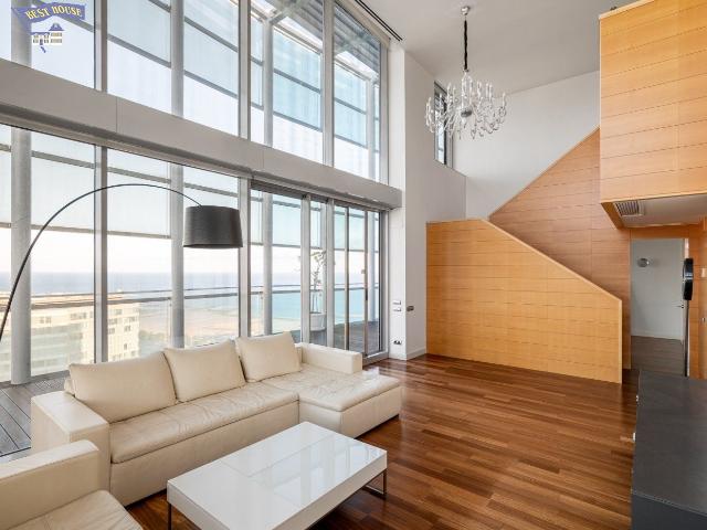 Dúplex en alquiler en Barcelona, el Besòs i el Maresme