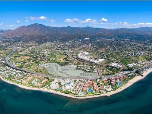 Piso en venta en Estepona, Garden Beach