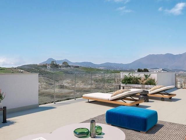 Ático en venta en Castillo de la Duquesa, Costa del Sol Occidental