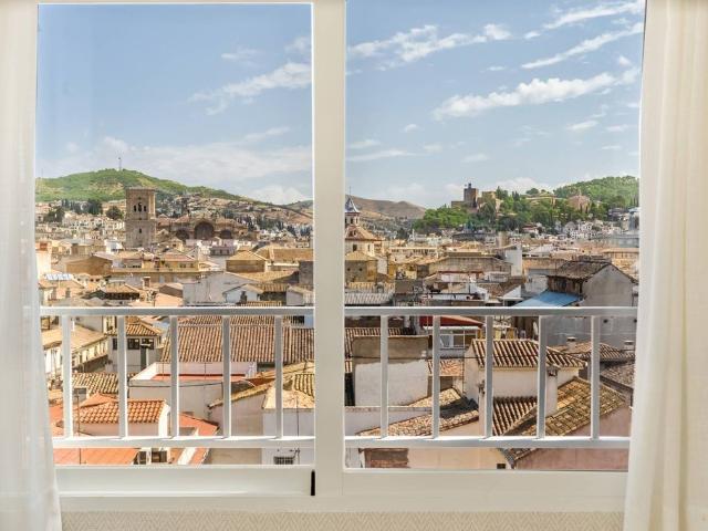 Ático en venta en Centro, Comarca de la Vega de Granada